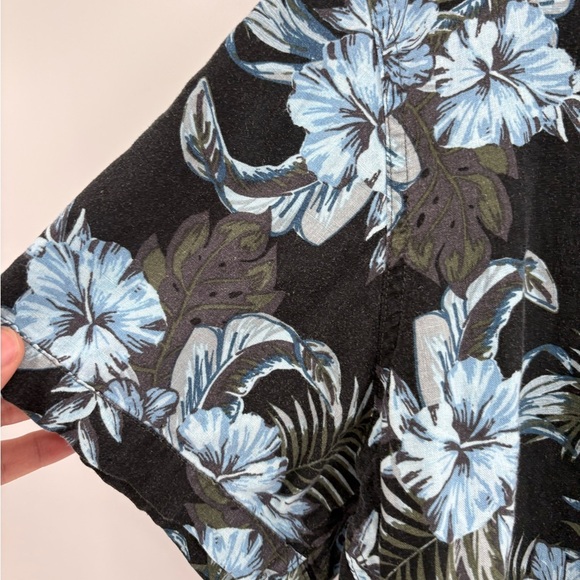 Rails Carson Floral Short Sleeve Linen Blend festival vacation Button up size xl - Picture 3 of 15